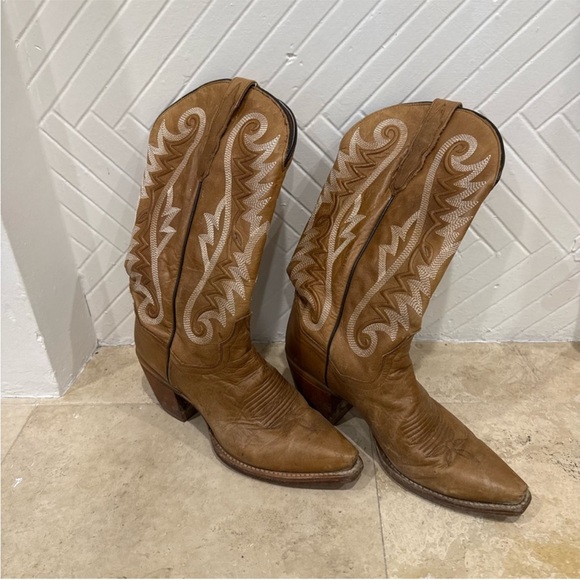 Dan Post Tan Cowboy Boots with White Embroidery - Picture 6 of 8